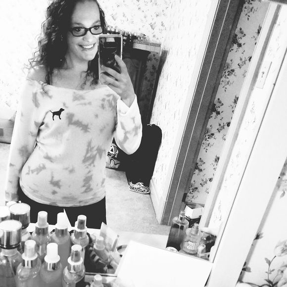 Meet your Posher, Raeanne - Picture 1 of 1